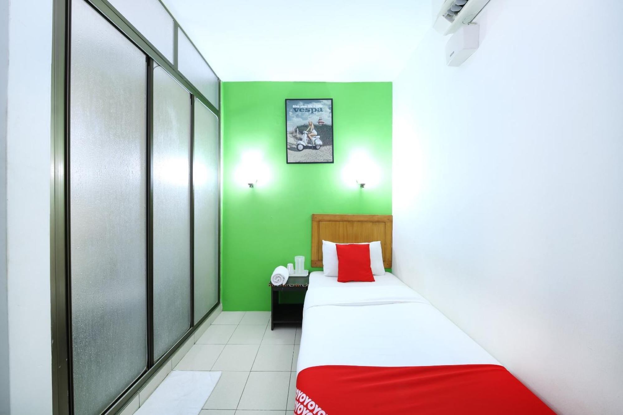 Super Oyo 502 Midah Inn Puchong Exteriör bild