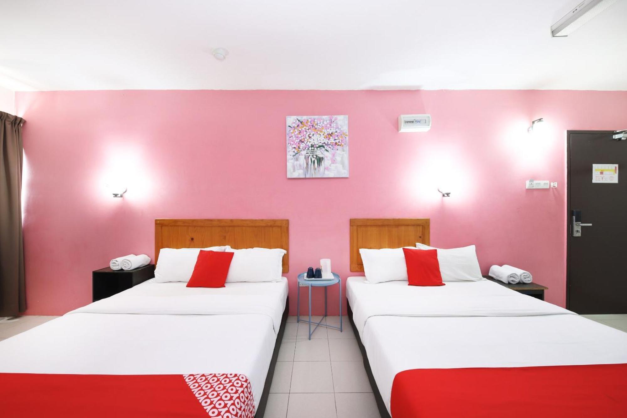 Super Oyo 502 Midah Inn Puchong Exteriör bild