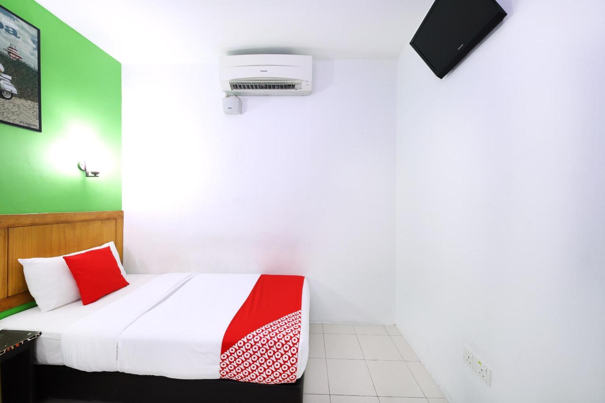 Super Oyo 502 Midah Inn Puchong Exteriör bild