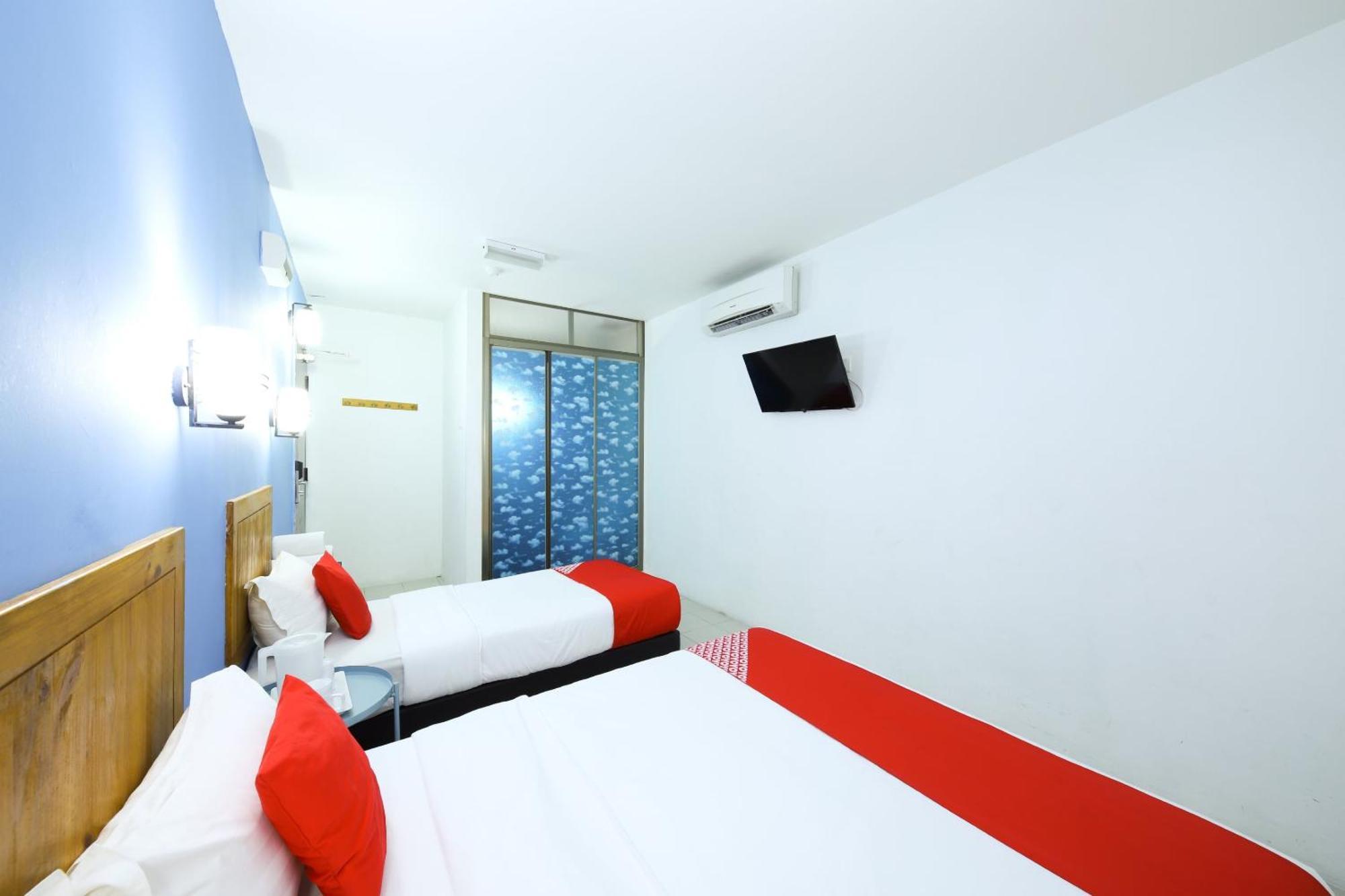 Super Oyo 502 Midah Inn Puchong Exteriör bild