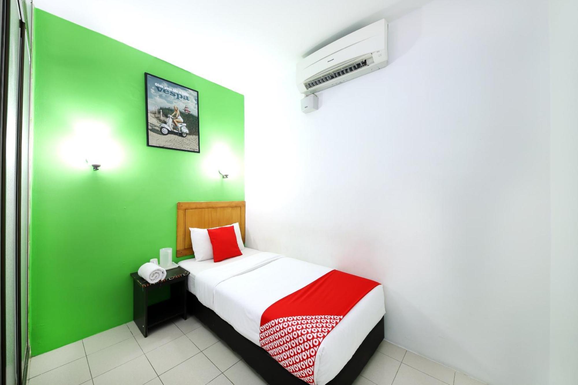 Super Oyo 502 Midah Inn Puchong Exteriör bild